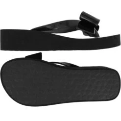 Bowie Wedge Flip Flops 8 Bowie Wedge Flip Flops -Style Haven Shop bowie wedge flip flops black 2 c0c38eeb eee0 49ad 8d86 9198c5f2126d