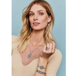 Interlok Medallion Bracelet -Style Haven Shop interlok medallion bracelet silver 2 b30a8211 907b 465e 8c6f 562c761e23e9